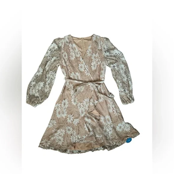 CUPSHE NWT Peach/Cream Floral Lace Faux Wrap size Large - Picture 11 of 11